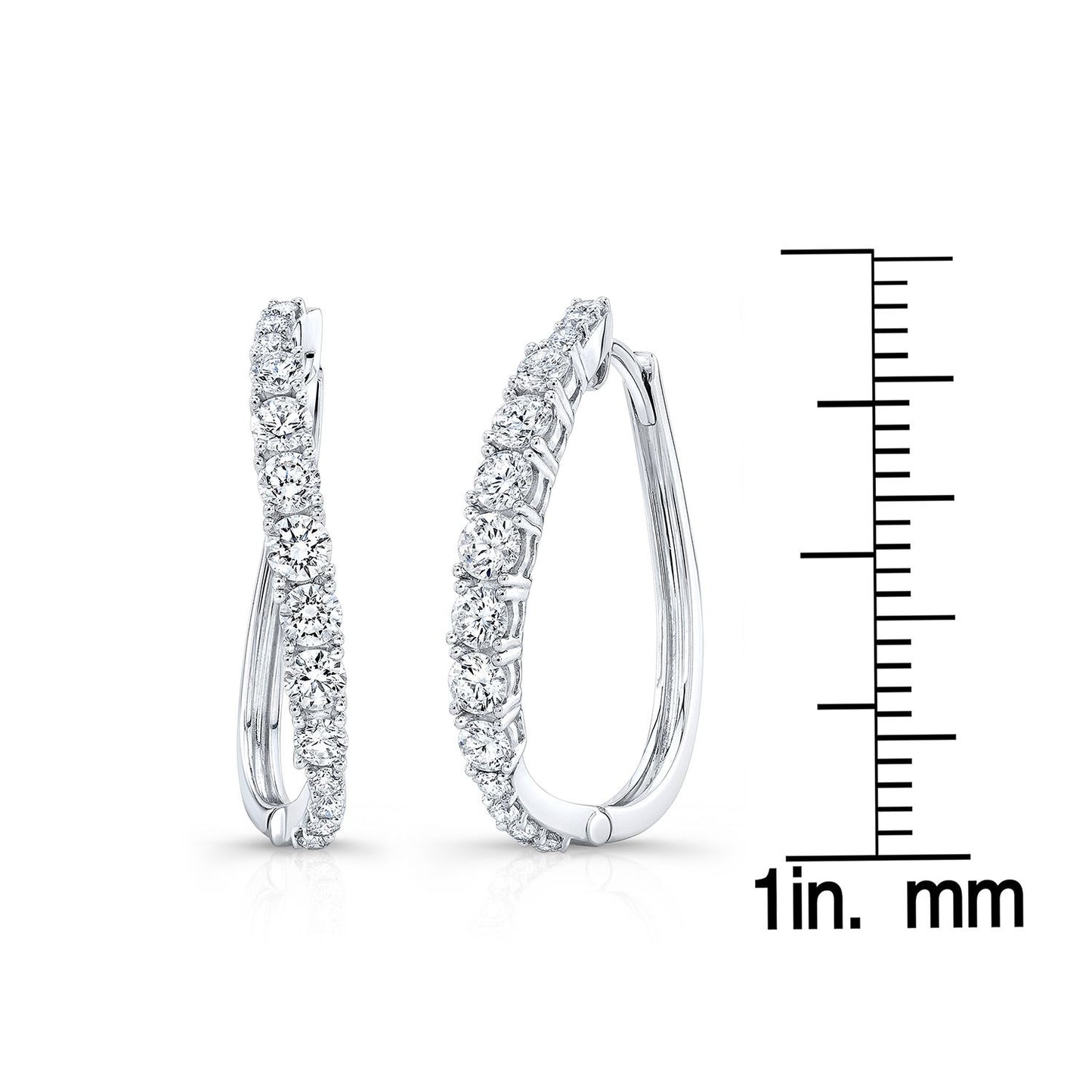 Diamond Pave Single Row Outside Oval Hoop Earrings In 14k White Gold (1.15ctw)