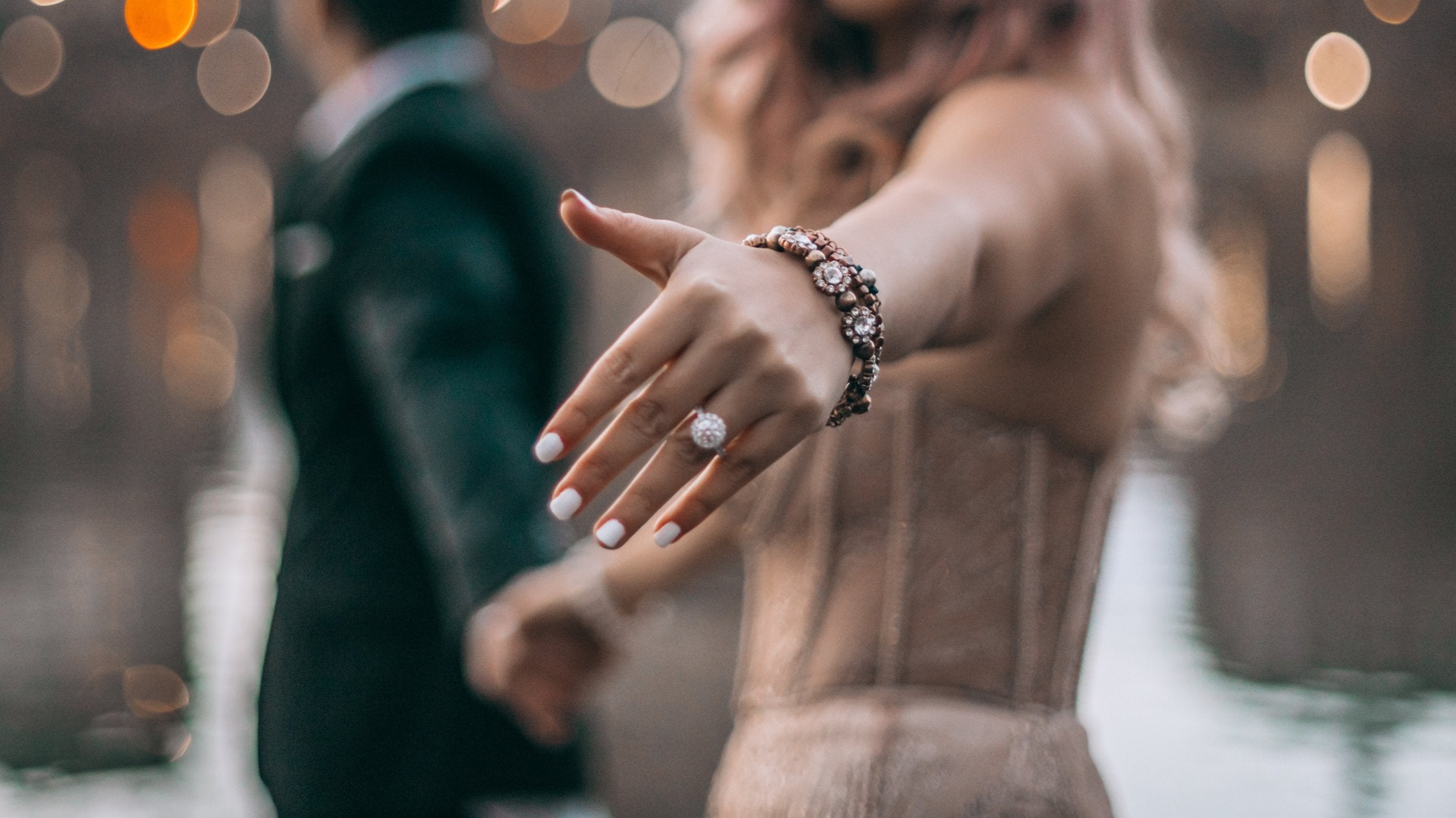 Is It Okay to Propose Without an Engagement Ring? Is It Okay to Propose Without an Engagement Ring?