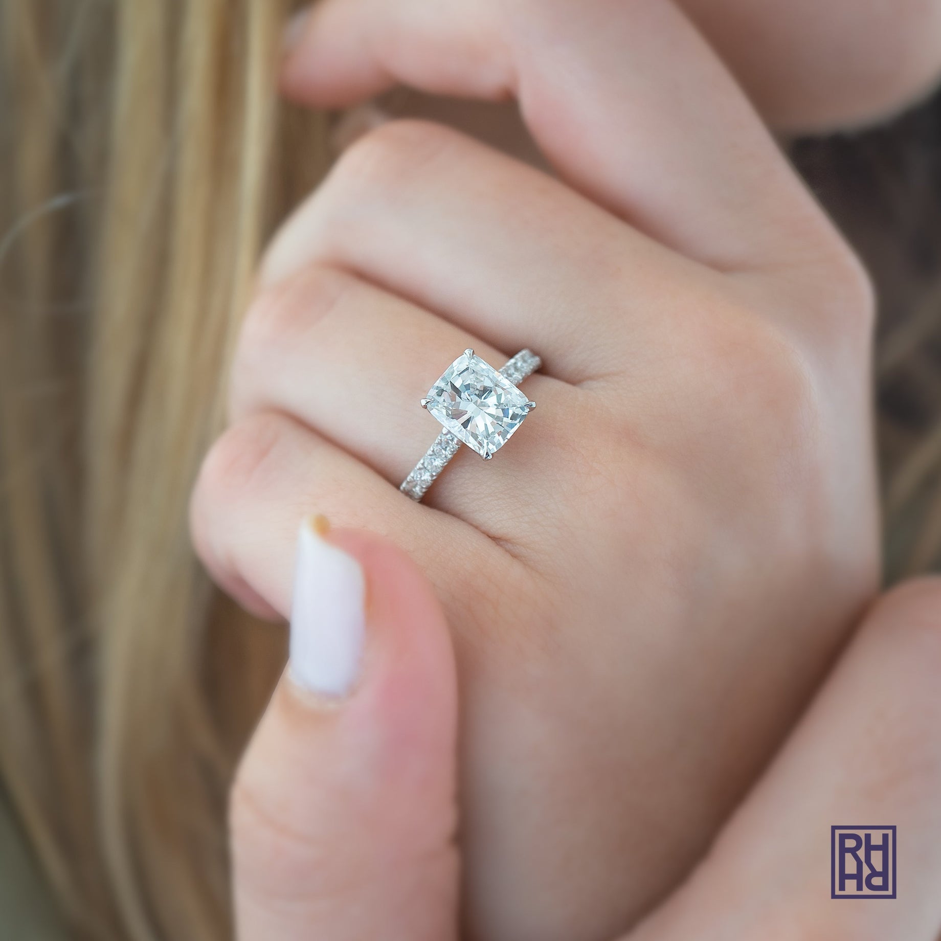Choosing an Ethical Diamond: Sustainable & Luxurious Engagement Rings