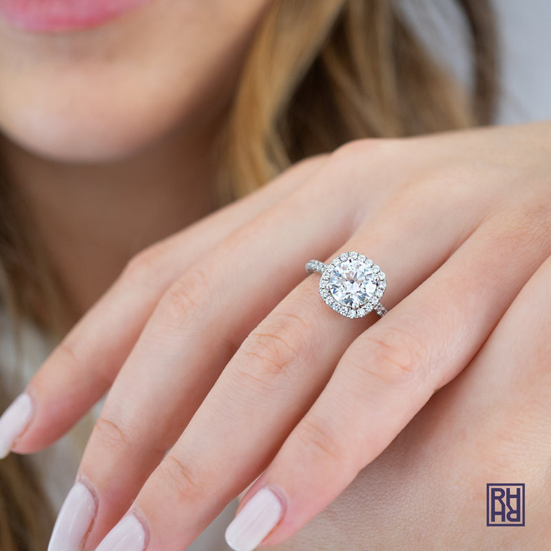 Engagement Ring & Wedding Band Trends for 2025: Celebrity-Inspired Styles
