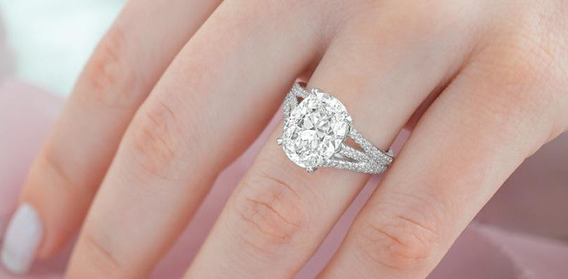 Should You Buy Your Engagement Ring at Shane Co or Robbins Bros?