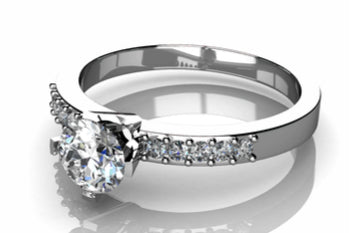 Beautiful Designs for Old Fashion Diamond Rings