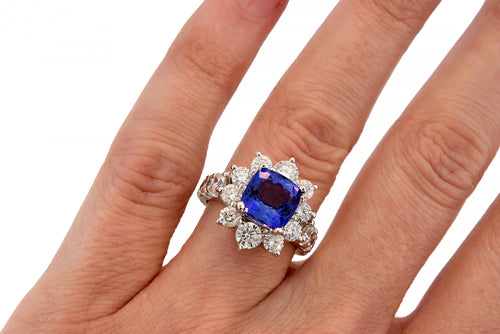 How to Find Antique Engagement Rings Without Diamonds