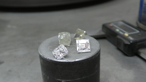 Cubic Zirconia Engagement Rings vs. Diamond