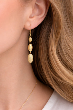 14K Yellow Gold Elongated Drop Earrings – detail view | RockHer