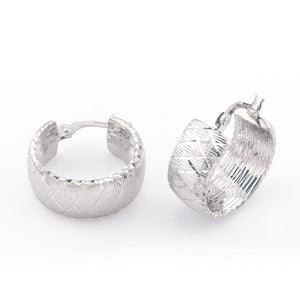 14K Gold Wide Textured Hoop Earrings – view 5 | RockHer