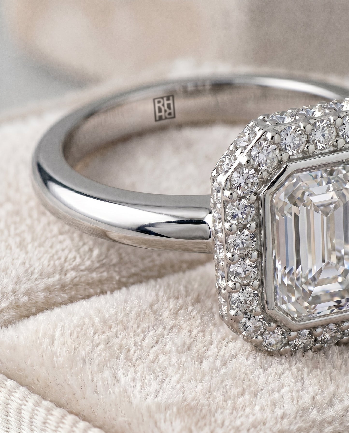 Piper Select Emerald Cut engagement ring in 14K White Gold