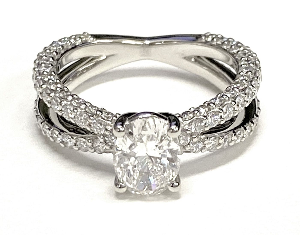 Platinum band of The Sadie oval engagement ring setting | RockHer