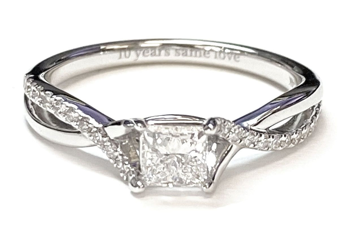 Platinum band of The Ottava princess engagement ring setting | RockHer