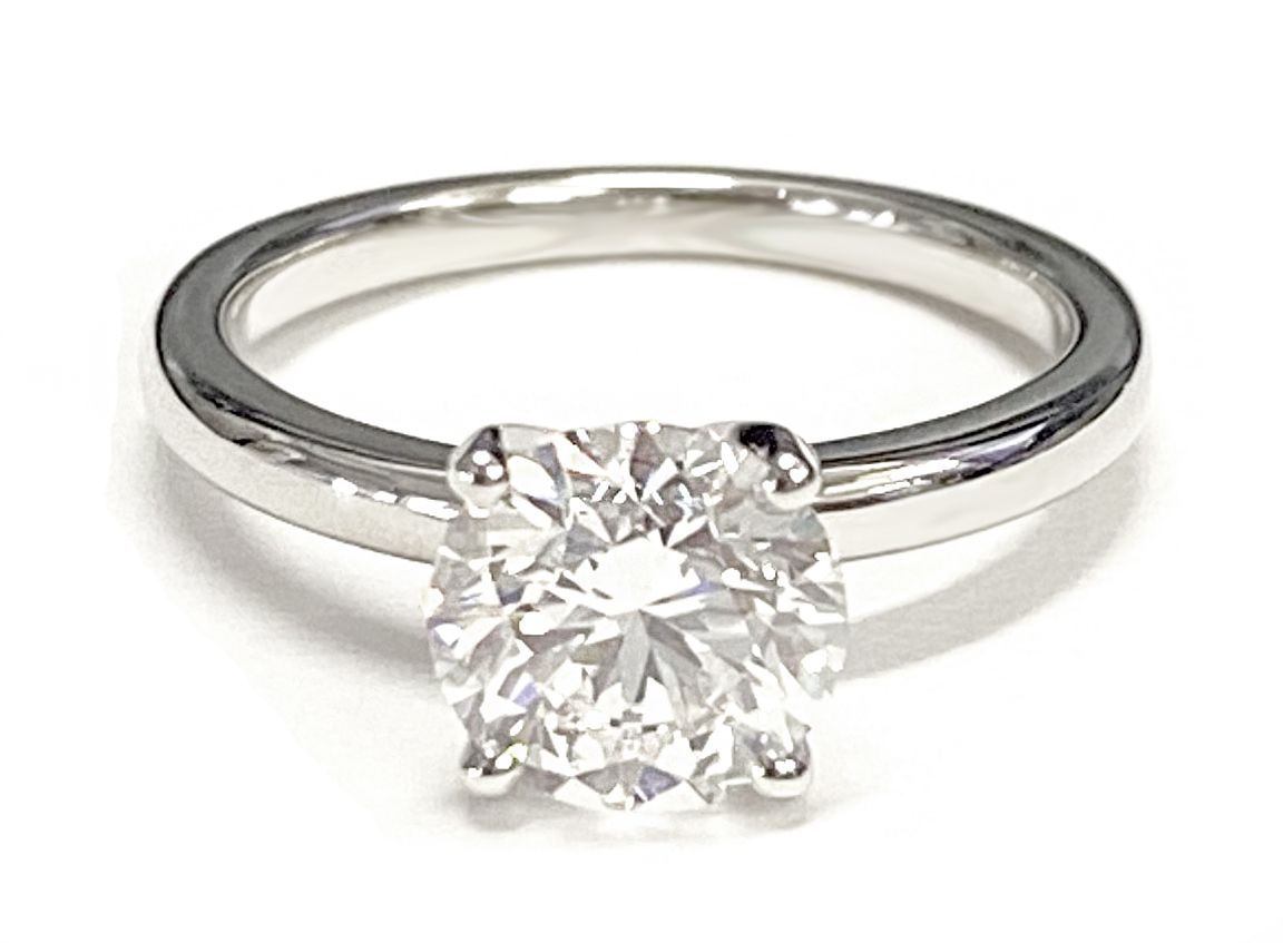 18K White Gold band of The Floria round engagement ring setting | RockHer