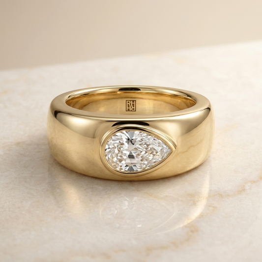 The Remi — Bezel-Set Cigar Band Briolette in 18K Yellow Gold
