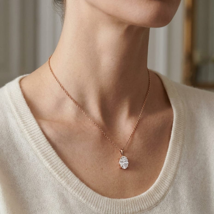 Natural Diamond Oval Solitaire Pendant 2 ct t.w. in Yellow Gold