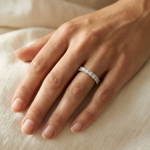 Graduated Diamond Ring in 14K White Gold - editorial