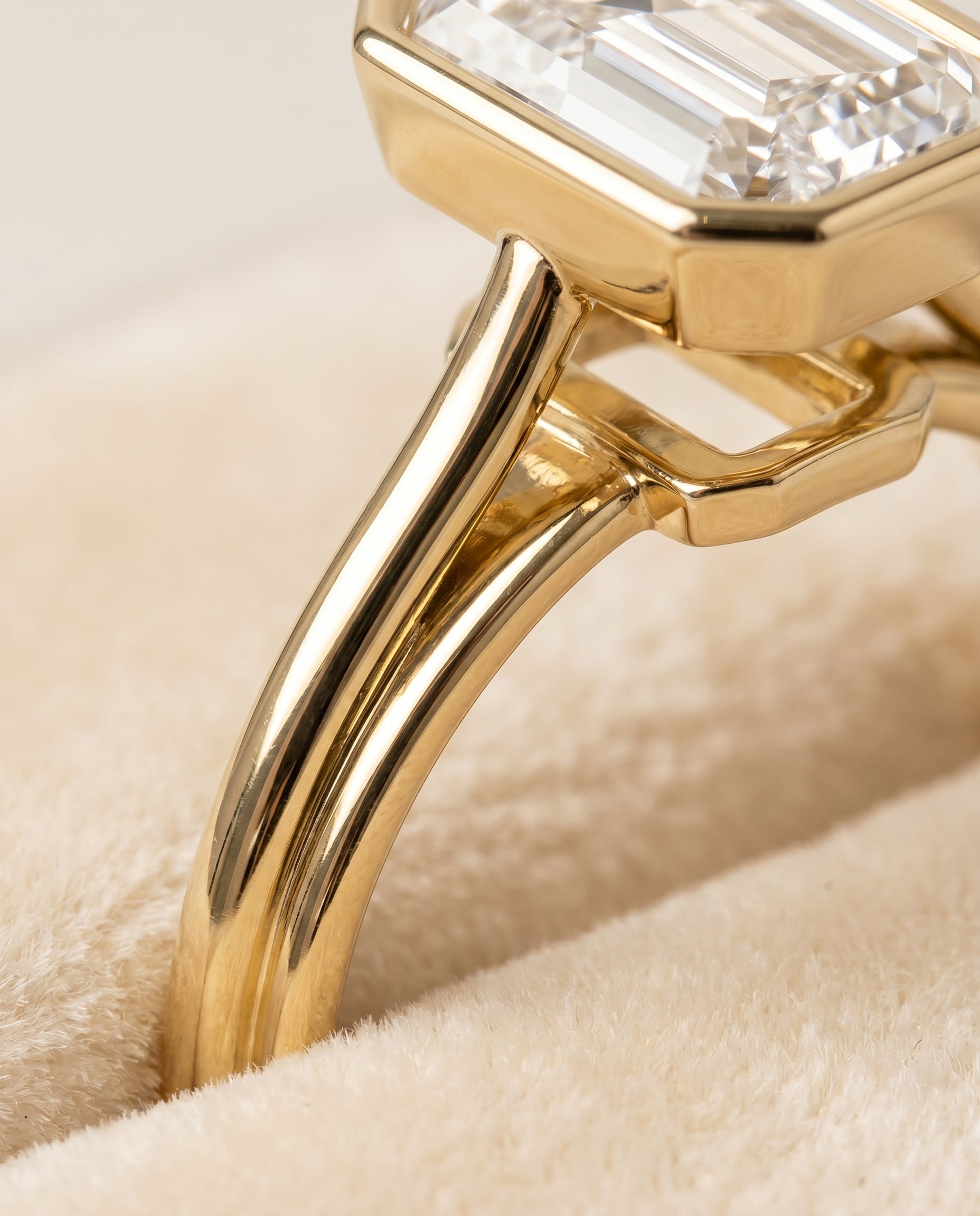 18K Yellow Gold band of The Hayley emerald engagement ring setting | RockHer