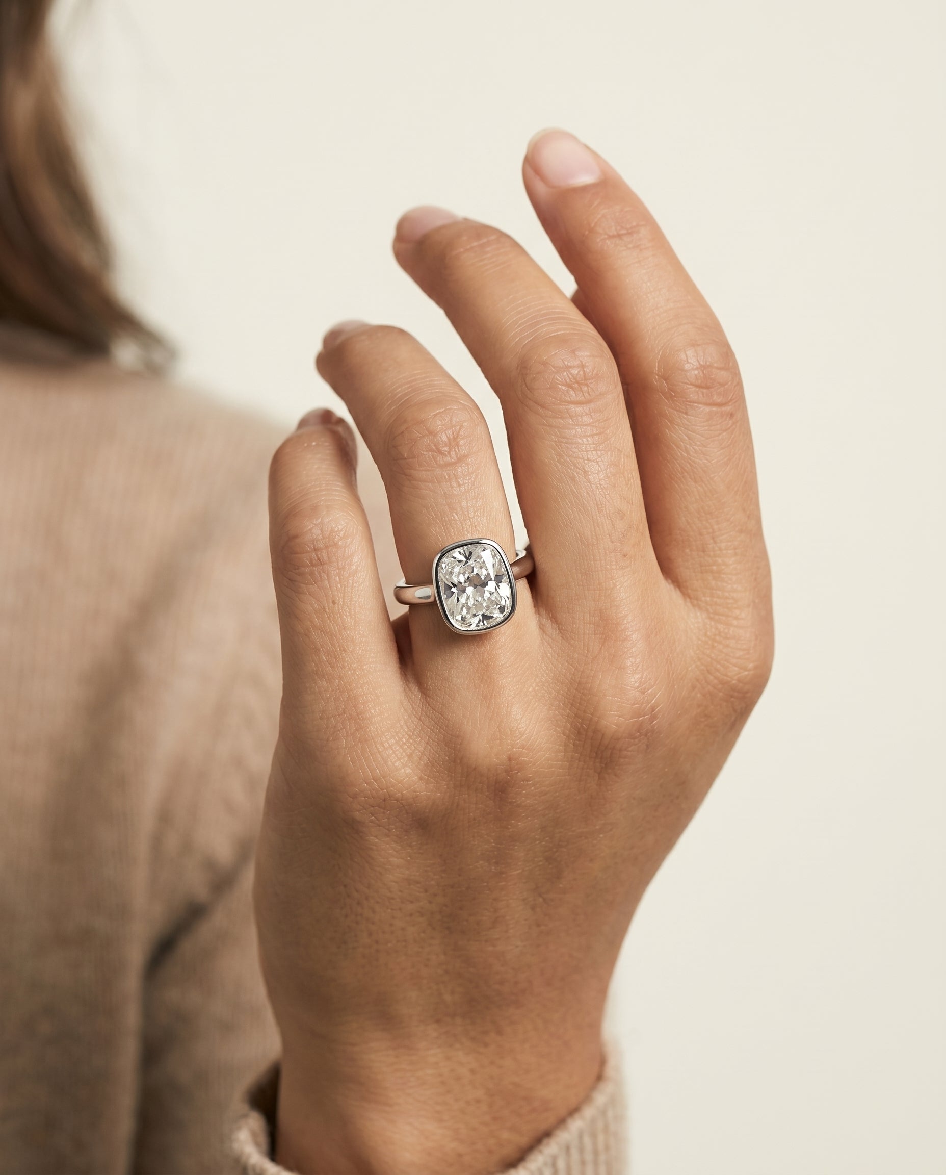 The Agnes engagement ring setting in 18K White Gold, bezel solitaire in cut design | RockHer