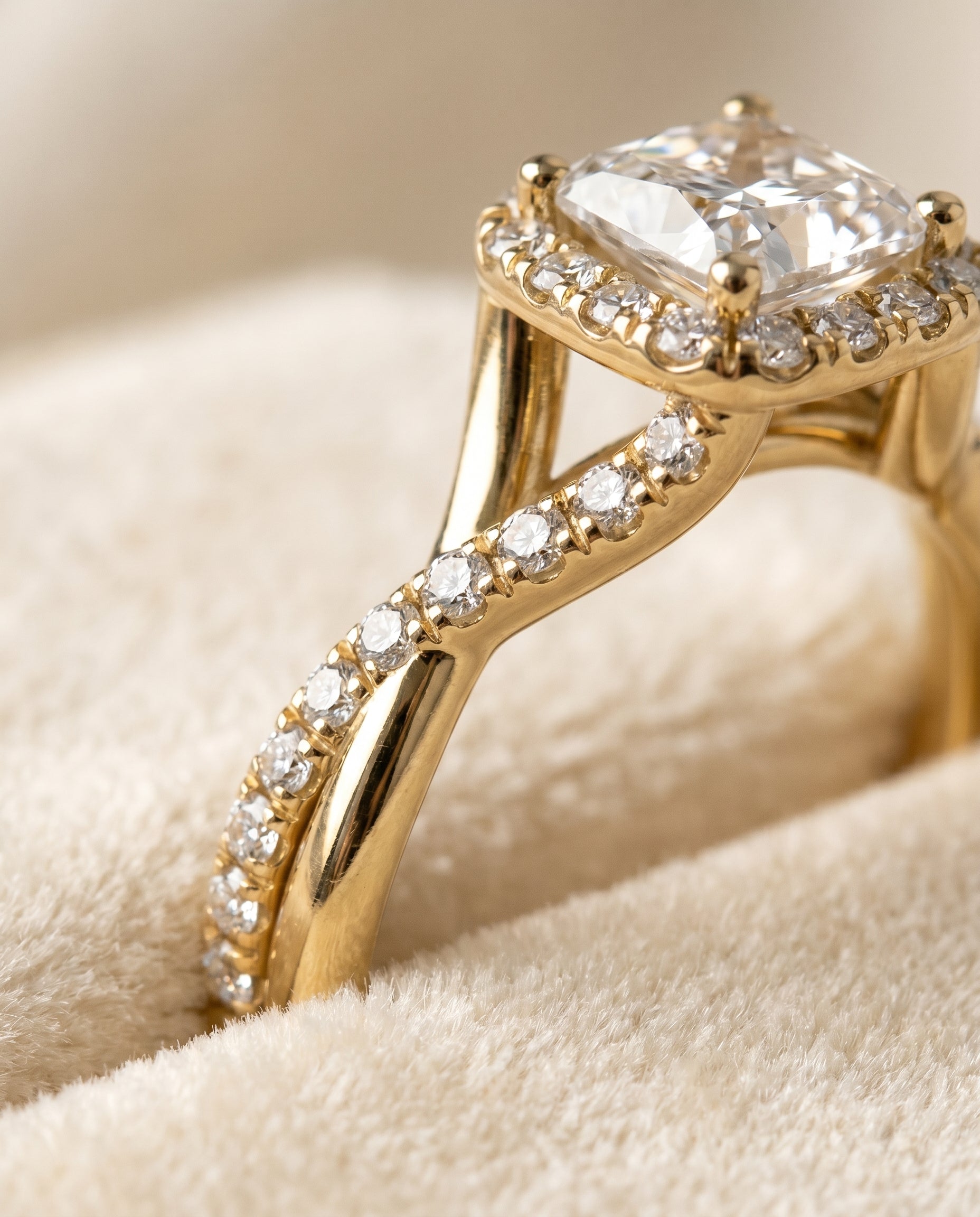 18K Yellow Gold band of The Bell princess engagement ring setting | RockHer