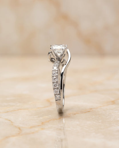 Bypass Pavé Swirl Princess, in 18K White Gold – side profile | RockHer