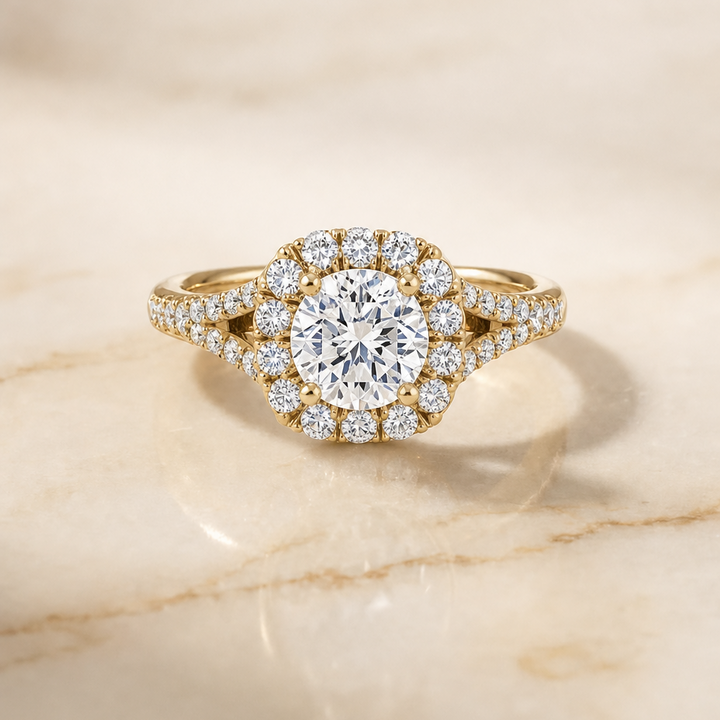 Billie Select Cushion 18K Yellow Gold