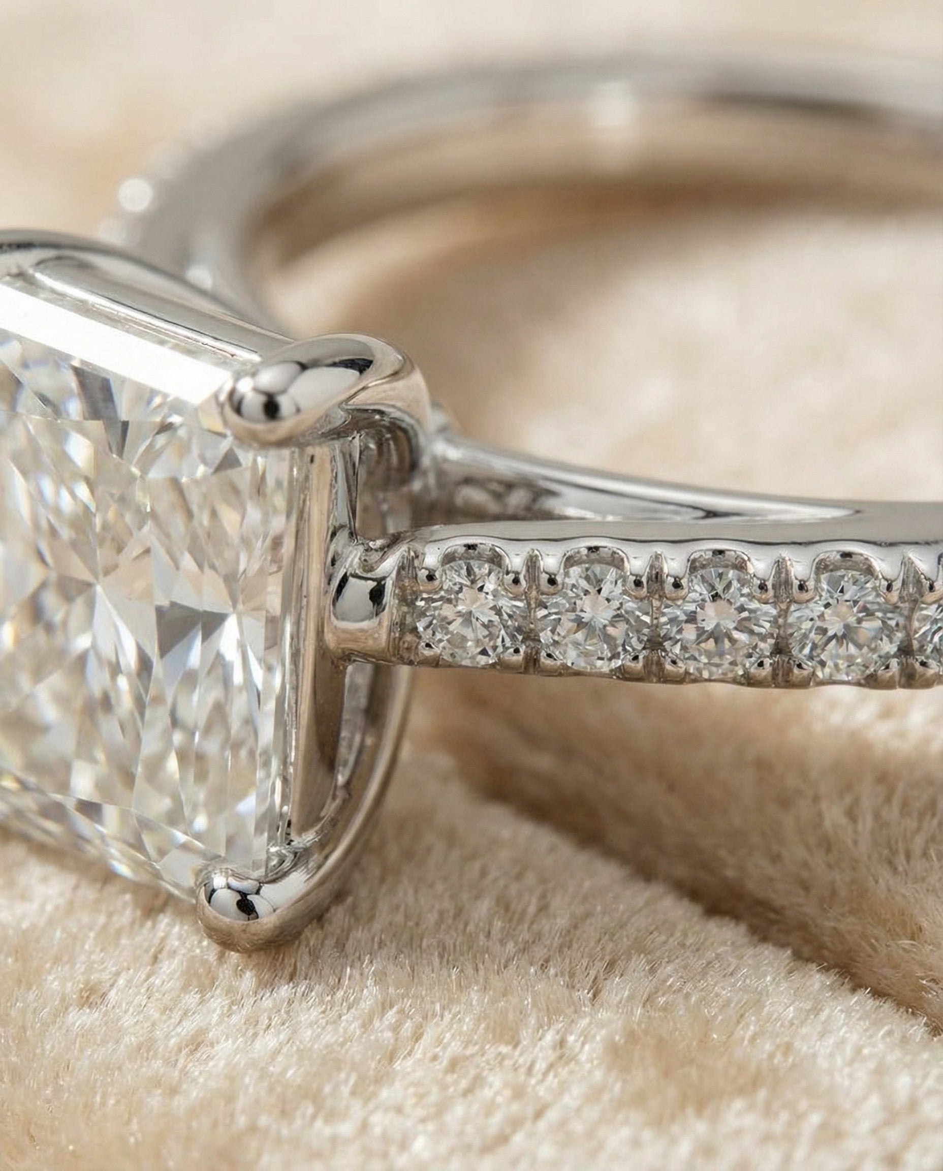 Platinum band of The Donna radiant engagement ring setting | RockHer