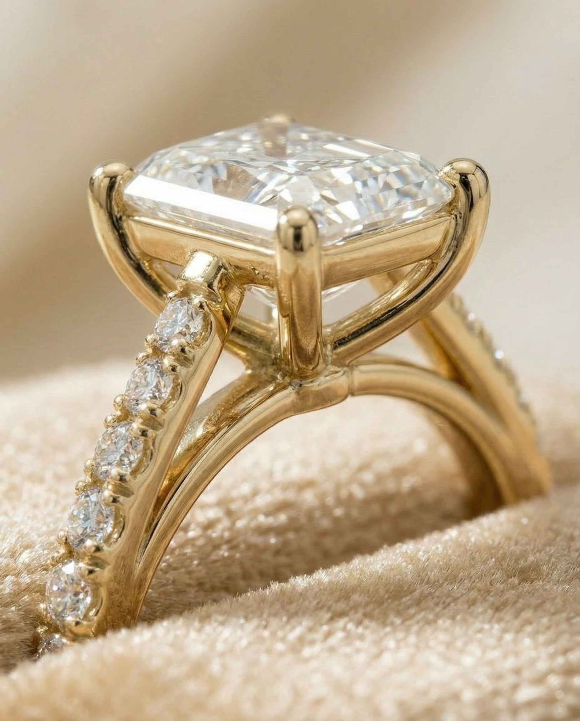 The Donna setting for radiant diamonds, made to order in 18K Yellow Gold | RockHer