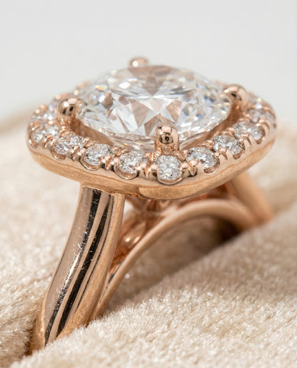 Round Brilliant, Classic Prong Diamond Halo, in 14K Rose Gold, pave setting – detail view | RockHer