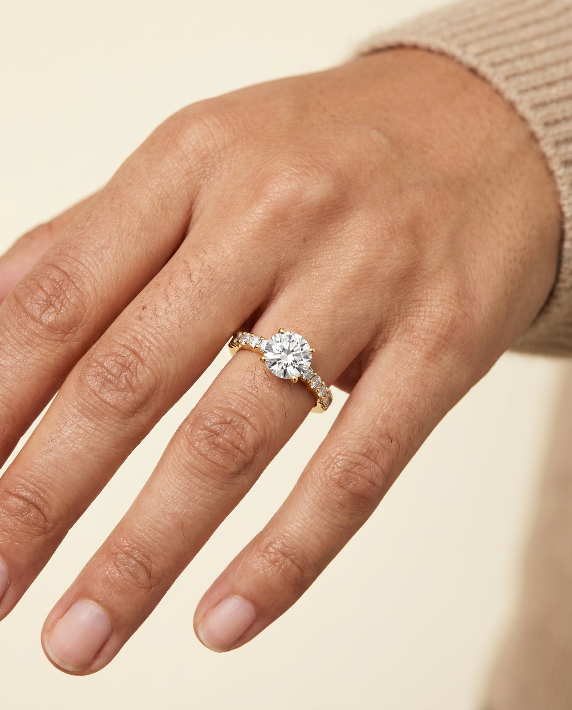 The Olivia setting for round diamonds, made to order in 18K Yellow Gold | RockHer