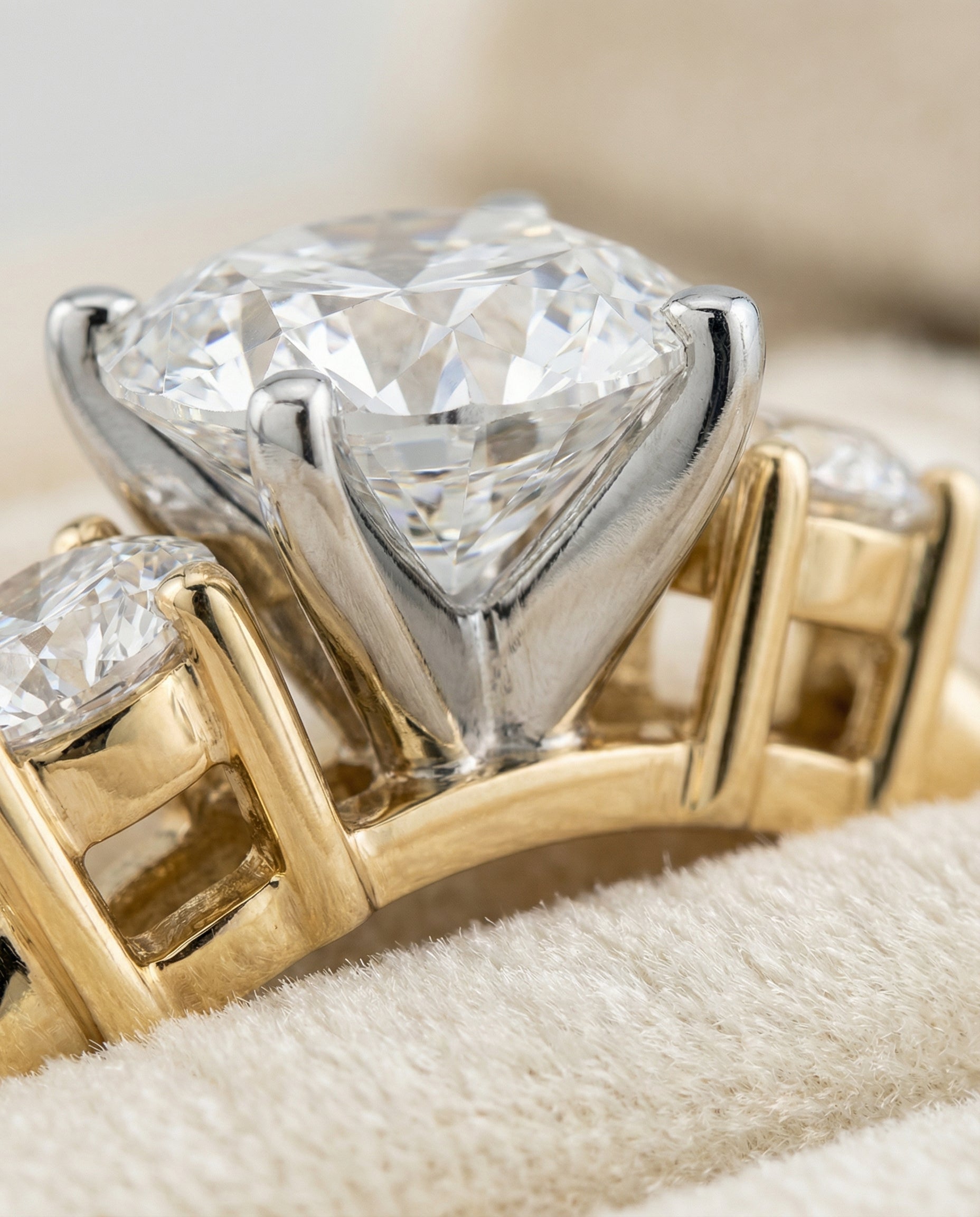18K Yellow Gold band of The Anita round engagement ring setting | RockHer