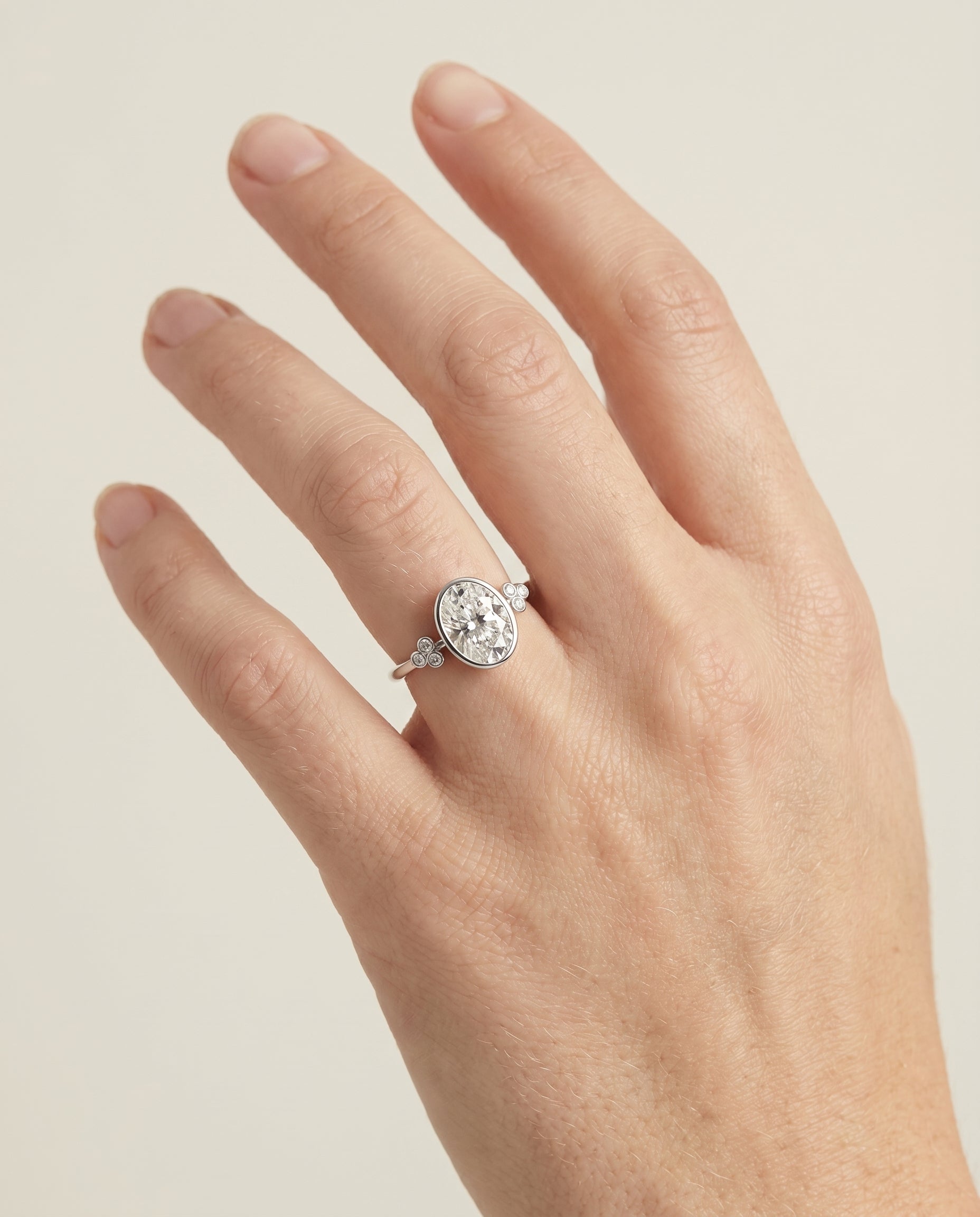 The Selena setting for oval diamonds, made to order in 18K White Gold | RockHer