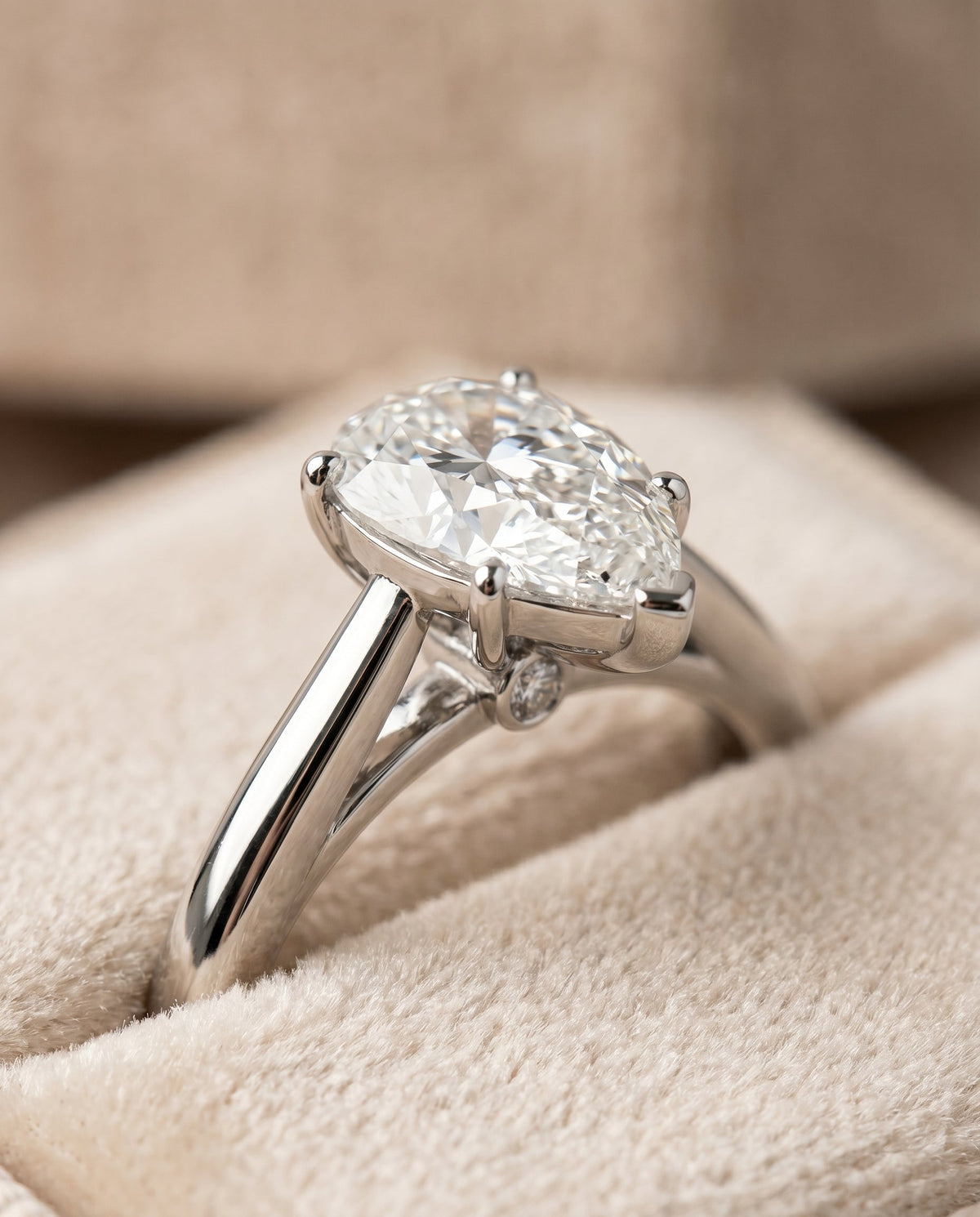 18K White Gold band of The Valerie pear engagement ring setting | RockHer