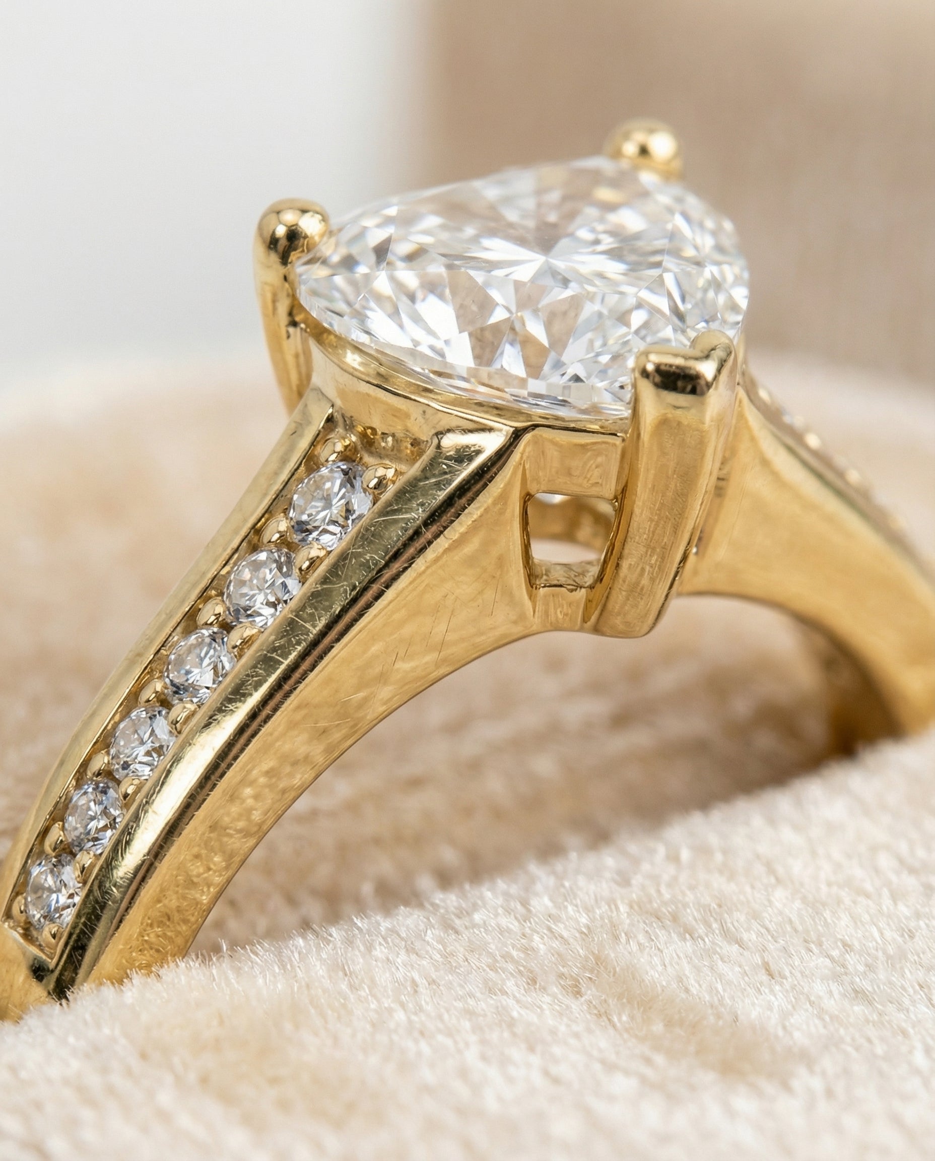 18K Yellow Gold band of The Stevie heart engagement ring setting | RockHer
