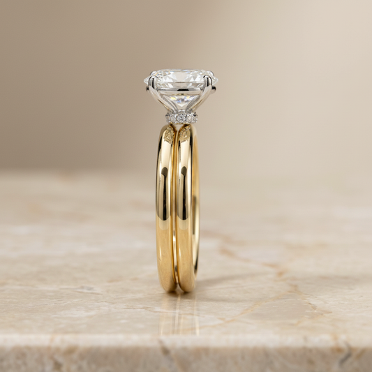 The Cyndi Matching Wedding Band, Oval in 18K Yellow Gold