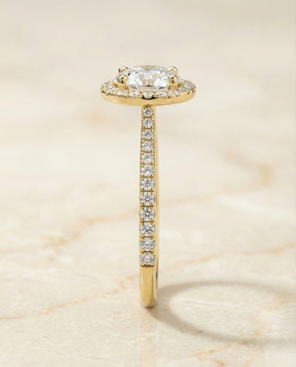 Round Brilliant, Diamond Pavé Halo, in 18K Yellow Gold, pave setting – side profile | RockHer