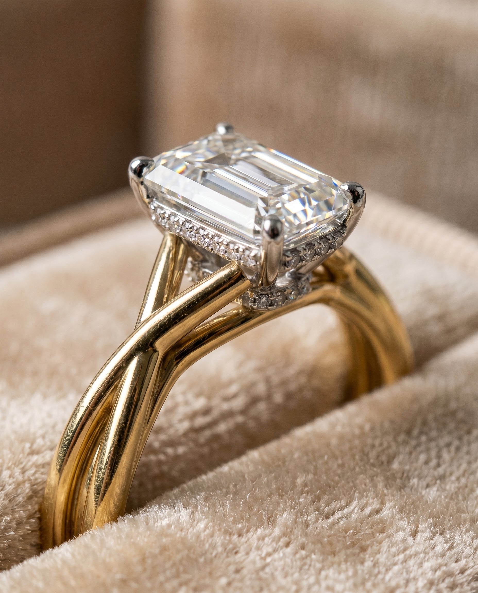 18K Yellow Gold band of The Blondie emerald engagement ring setting | RockHer