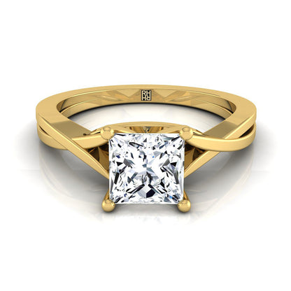 Delicate Twist Cathedral Solitaire Princess, in 18K Yellow Gold, prong setting | RockHer
