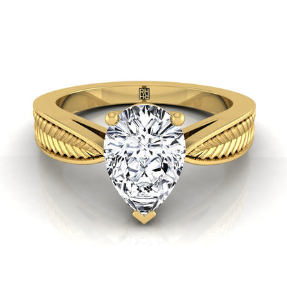 Vintage Leaf Pattern Solitaire Pear Shape, in 18K Yellow Gold, prong setting | RockHer