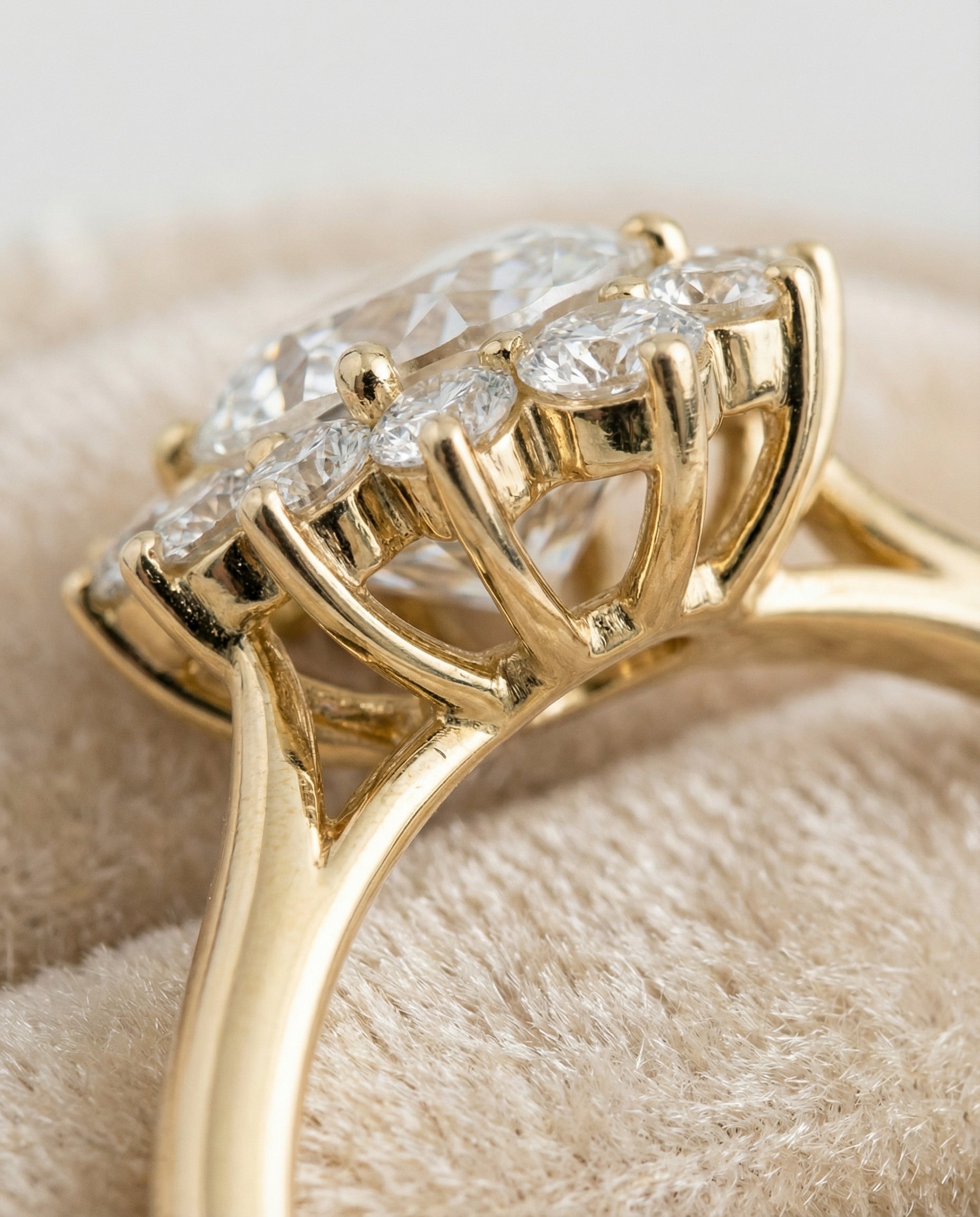 18K Yellow Gold band of The Eloise oval engagement ring setting | RockHer