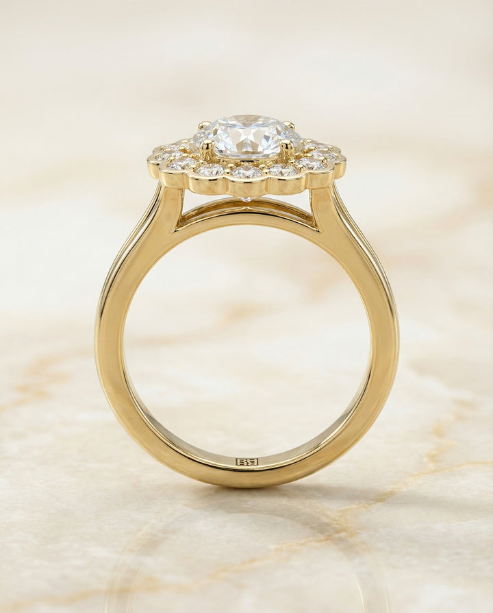 Round Brilliant, Floral Split Shank Halo, in 18K Yellow Gold, prong setting – side profile | RockHer