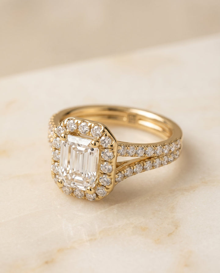 Lira Select Emerald Cut engagement ring in 14K Yellow Gold