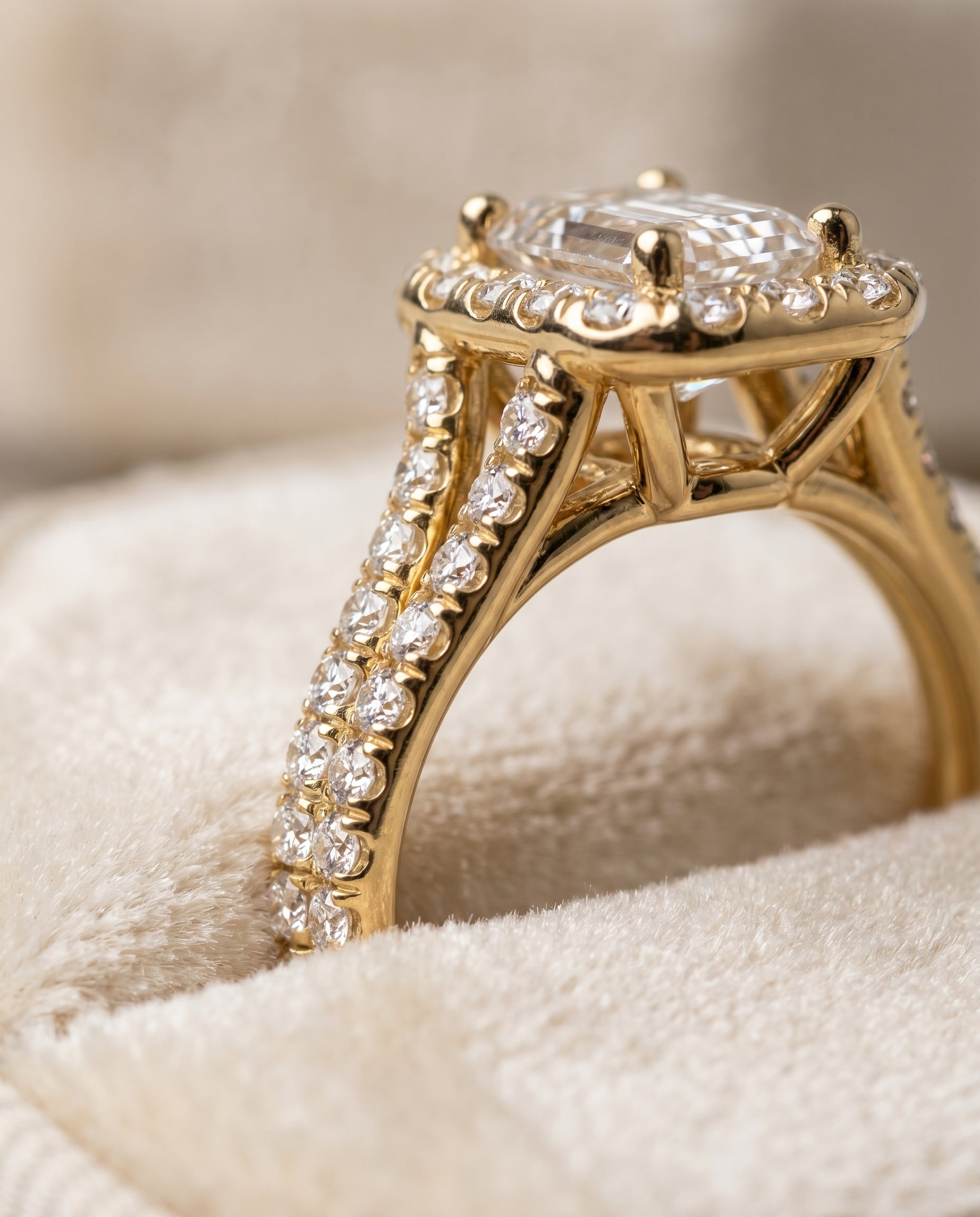 18K Yellow Gold band of The Lira emerald engagement ring setting | RockHer