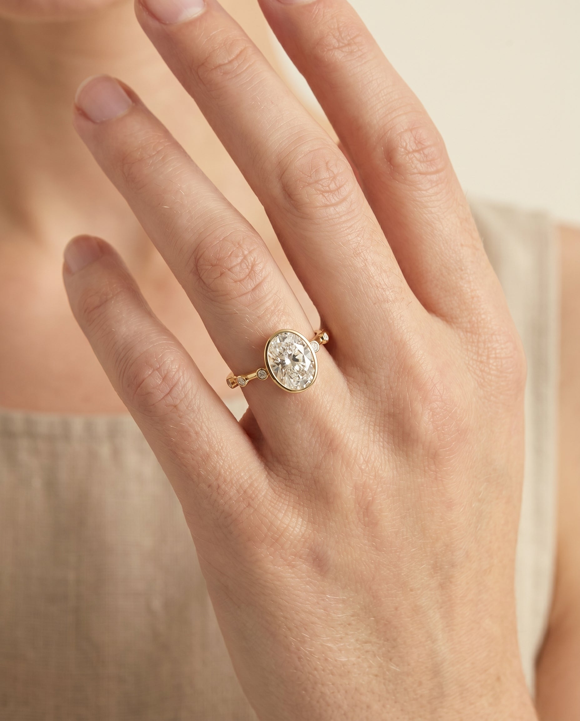 The Brandi setting for diamond diamonds, made to order in precious metal | RockHer
