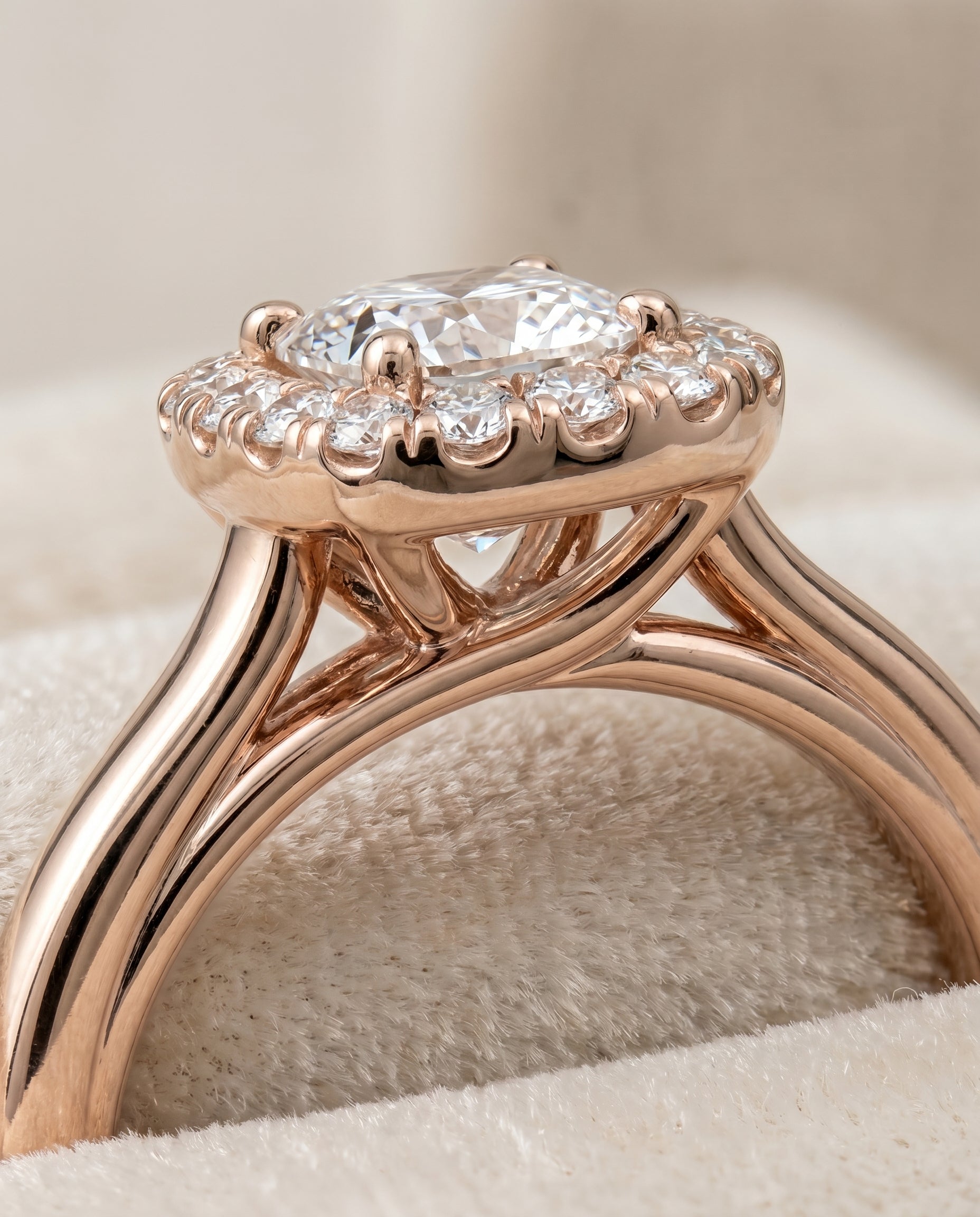 18K Rose Gold band of The Amy cushion engagement ring setting | RockHer