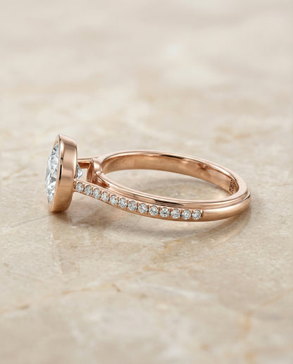 Round Brilliant, Linear Bezel Pavé, in 14K Rose Gold – side profile | RockHer