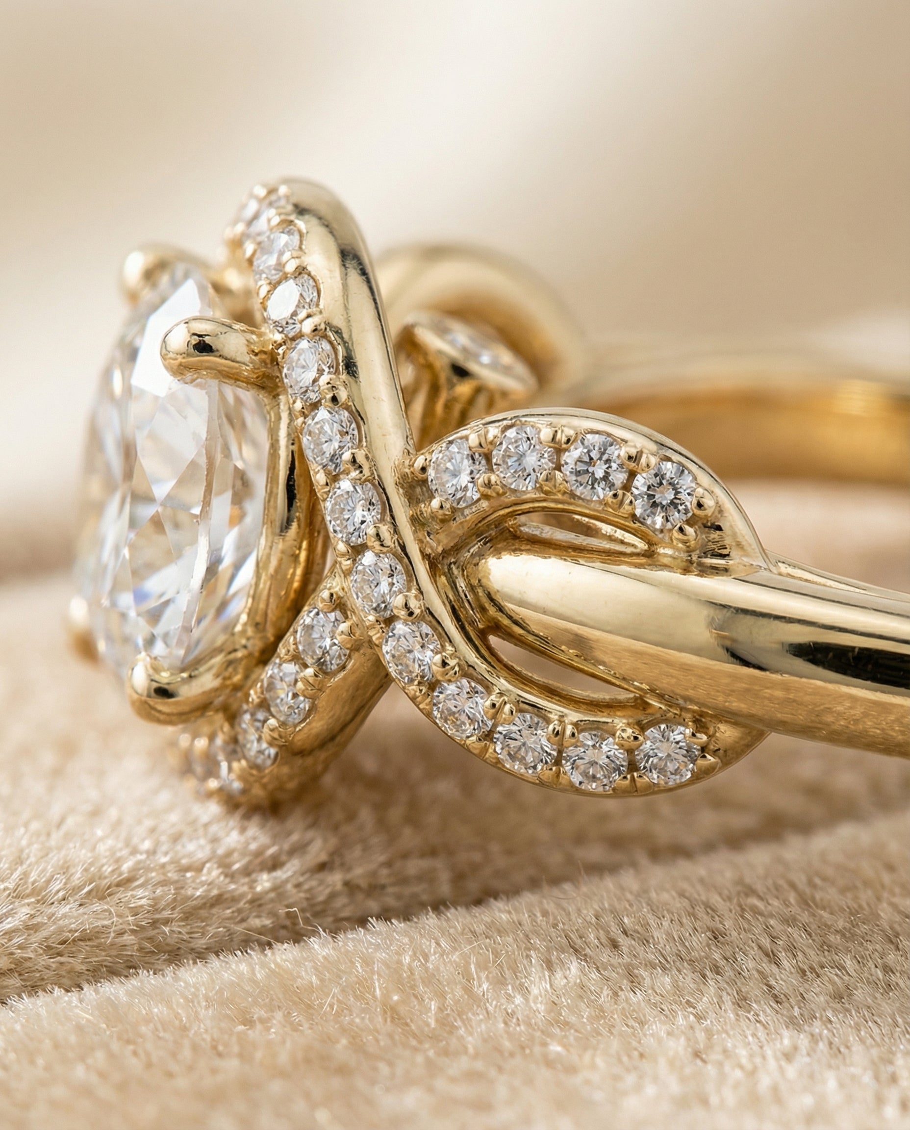 18K Yellow Gold band of The Calista round engagement ring setting | RockHer