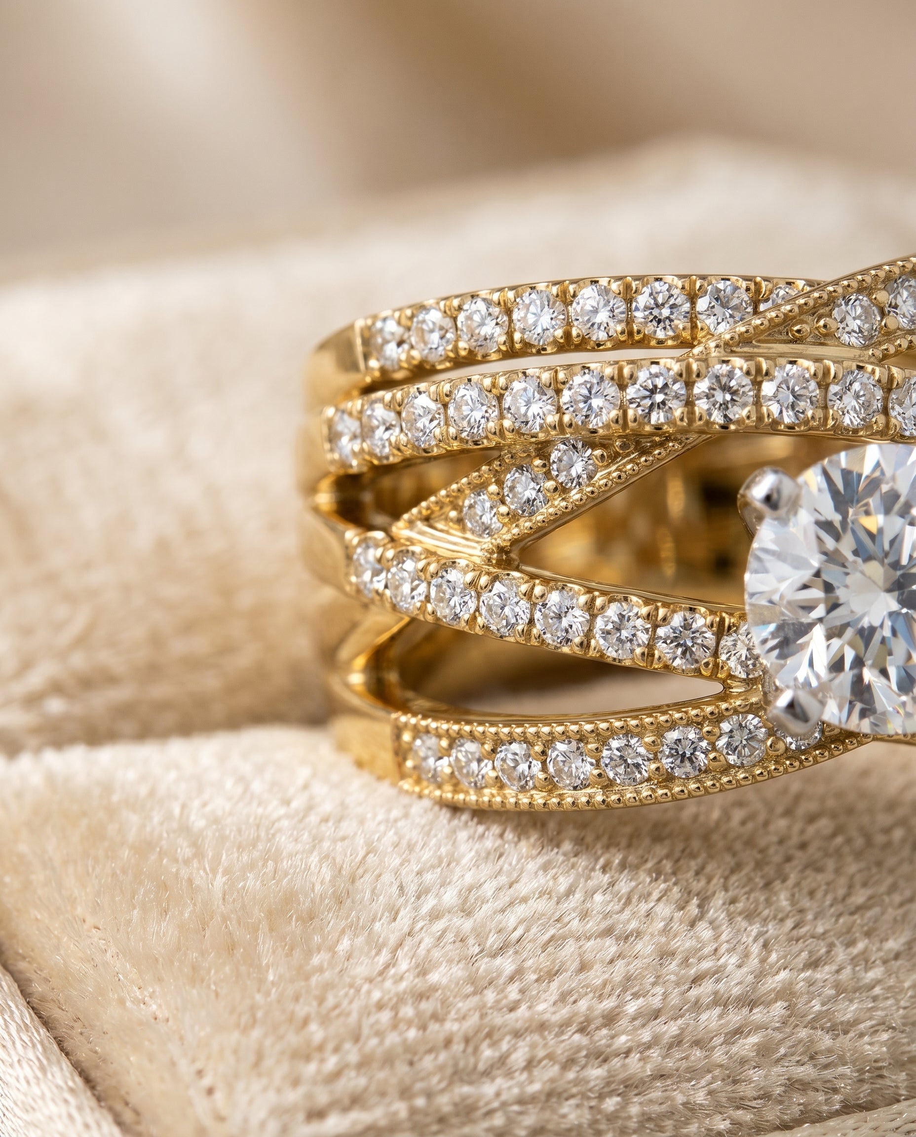 18K Yellow Gold band of The Violetta round engagement ring setting | RockHer