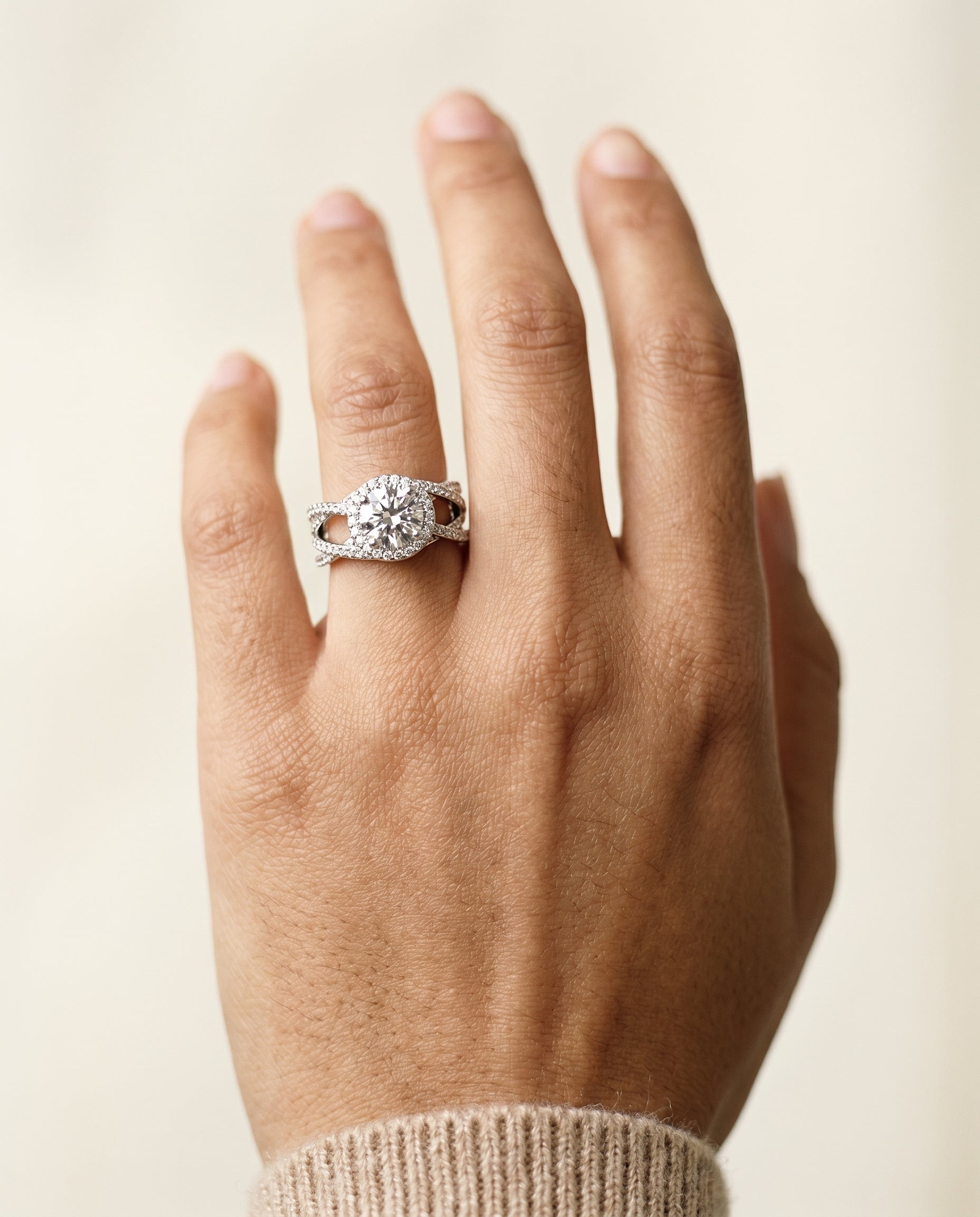 The Rosina setting for round diamonds, made to order in 18K White Gold | RockHer