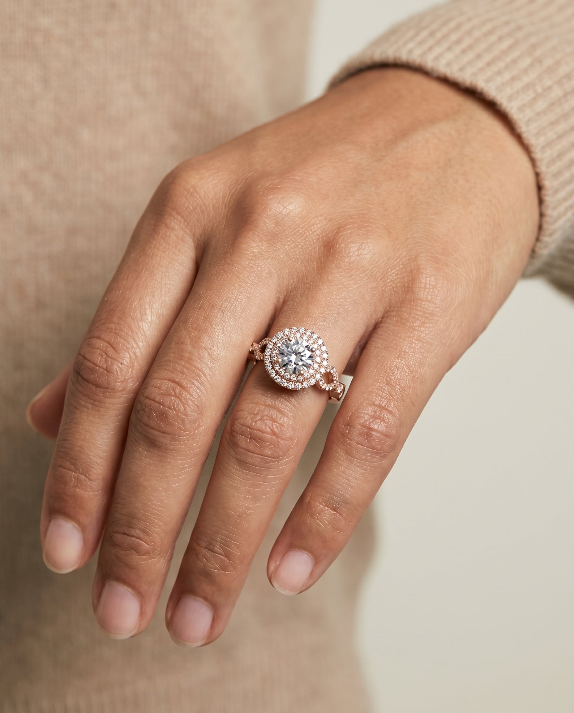 The Calypso setting for round diamonds, made to order in 14K Rose Gold | RockHer