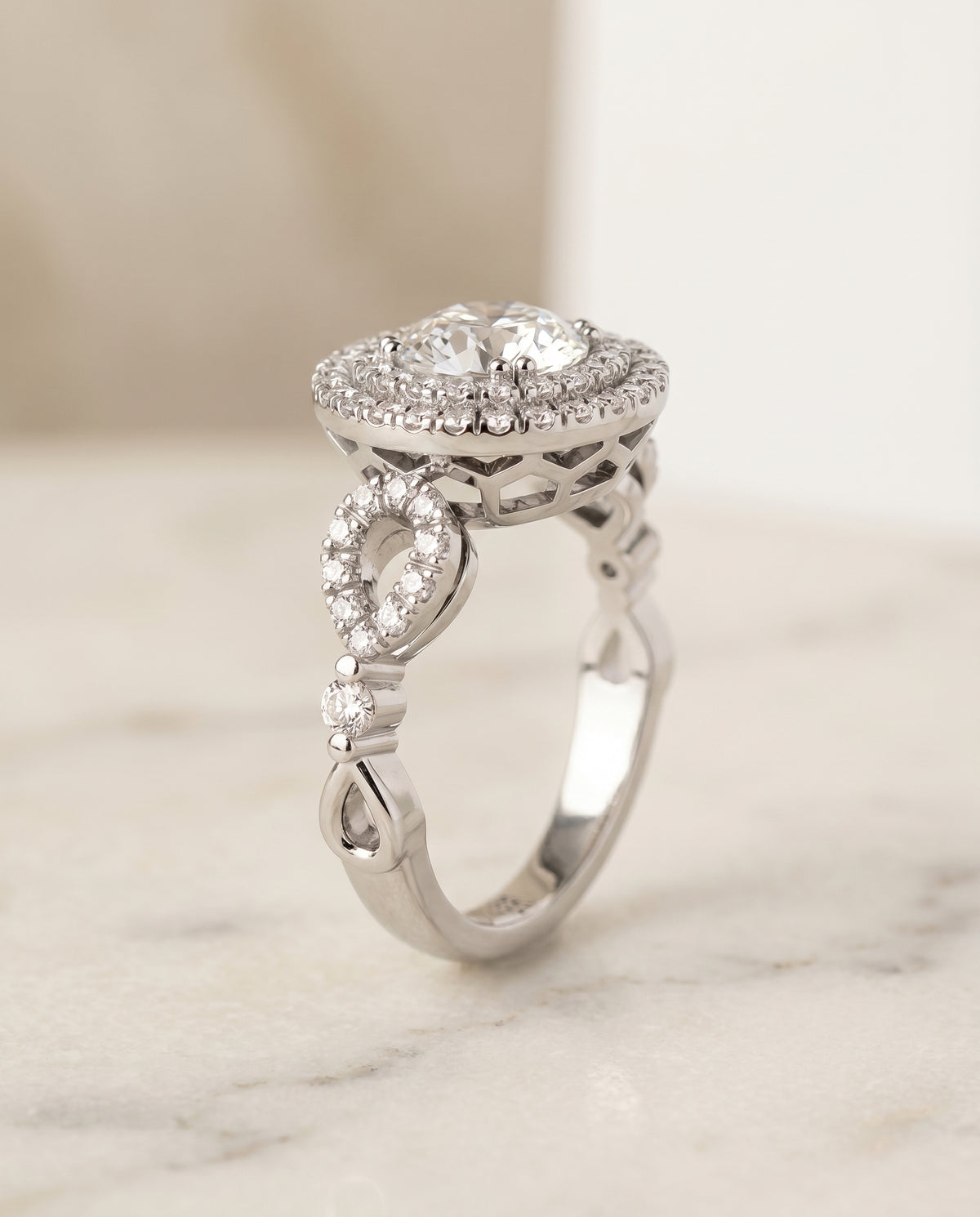The Calypso round engagement ring setting in 18K White Gold | RockHer