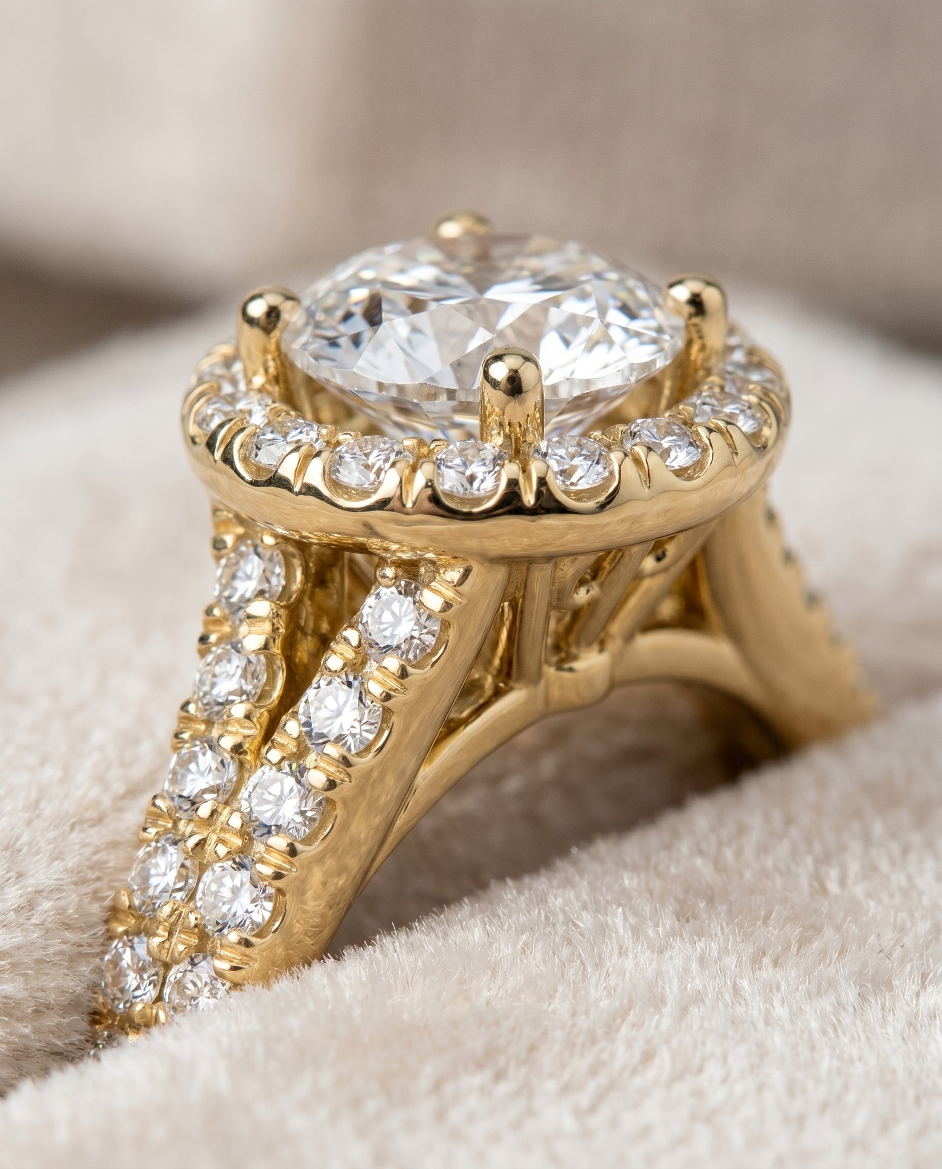 18K Yellow Gold band of The Calliope round engagement ring setting | RockHer
