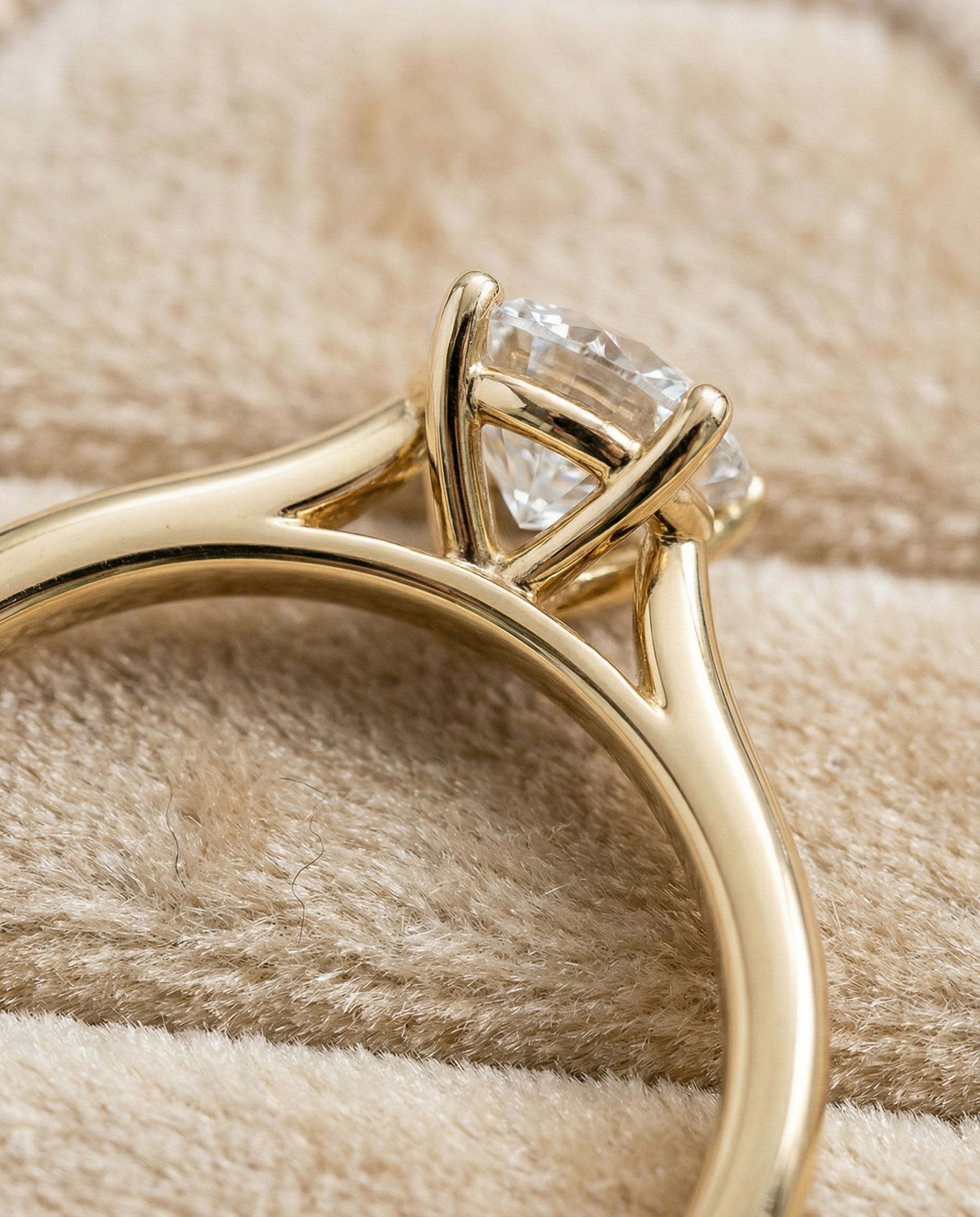 18K Yellow Gold band of The Gladys round engagement ring setting | RockHer