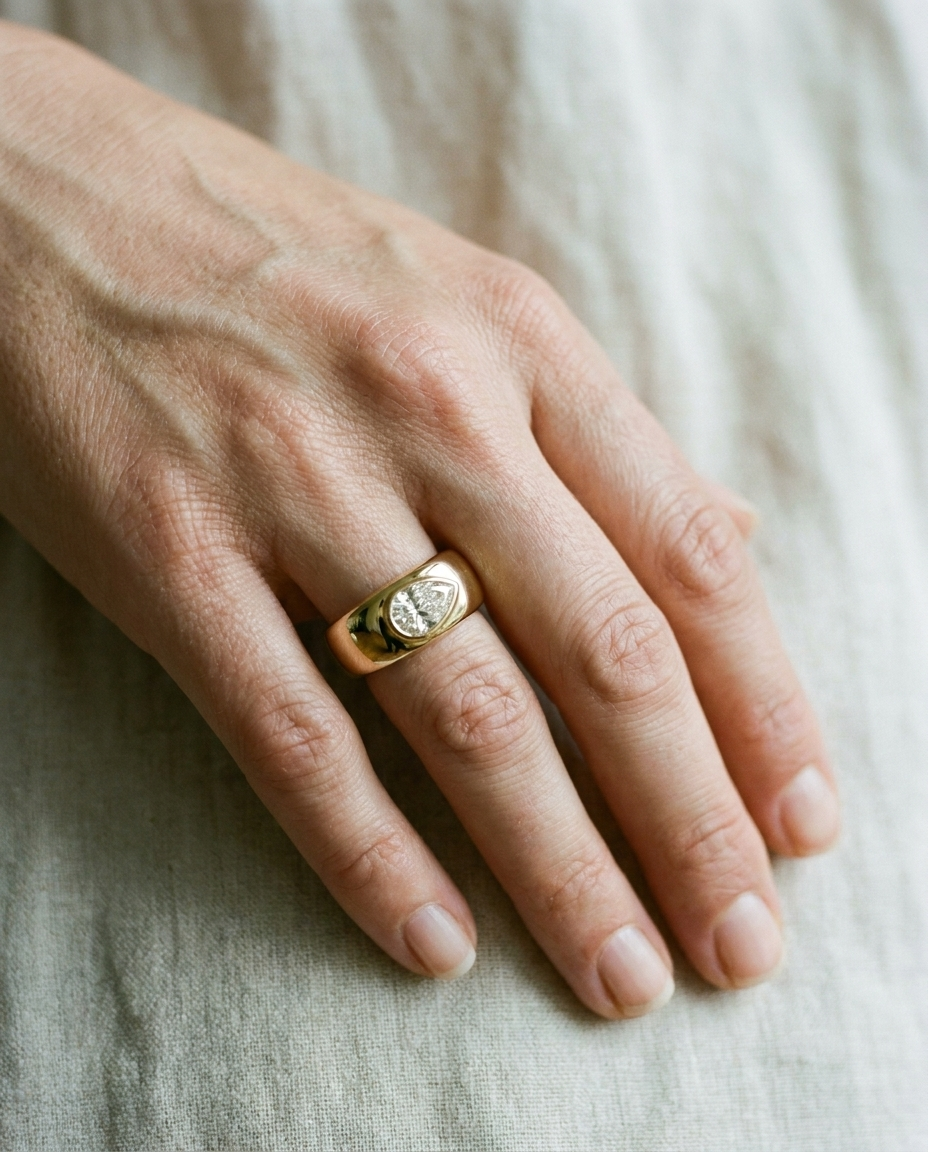 18K Yellow Gold band of The Remi diamond engagement ring setting | RockHer